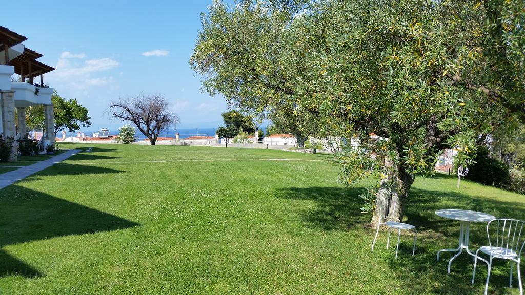 Amparoudes Lägenhet Kryopigi Exteriör bild